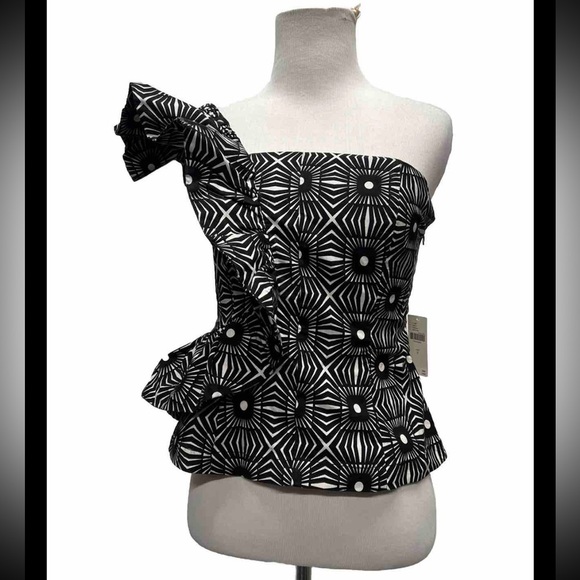 By Anthropologie Ruffled One Shoulder Tank - Picture 2 of 8